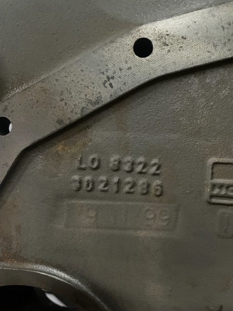 Liebherr D904/D914/D924/D906/D916/D926 L08322/3021286 obudowa rozrządu - Moteur et pièces pour Engins de chantier: photos 2 Liebherr D904/D914/D924/D906/D916/D926 L08322/3021286 obudowa rozrządu - Moteur et pièces pour Engins de chantier: photos 2