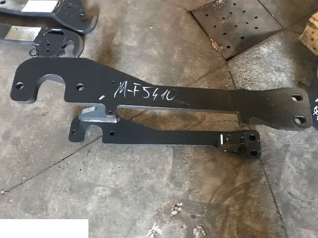 Massey Ferguson 5435 5425 5445 5400 5465 5455 5460 - Rama Dodatkowa / Ładowacz Czołowy - Frame/ Châssis pour Machine agricole: photos 1 Massey Ferguson 5435 5425 5445 5400 5465 5455 5460 - Rama Dodatkowa / Ładowacz Czołowy - Frame/ Châssis pour Machine agricole: photos 1