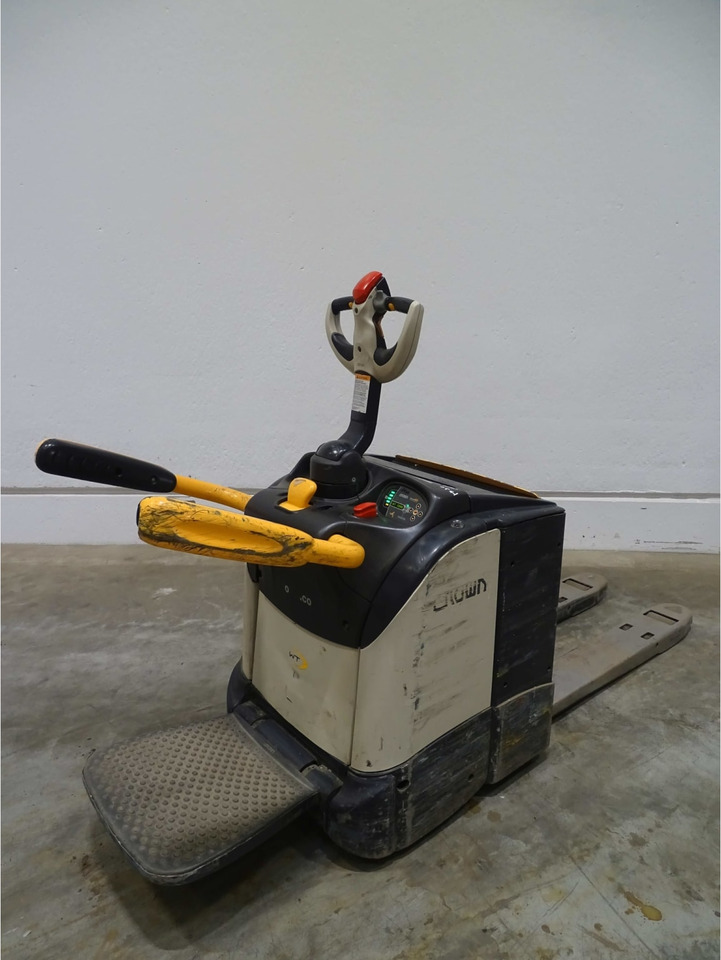 Crown WT3040 - Transpalette: photos 3 Crown WT3040 - Transpalette: photos 3