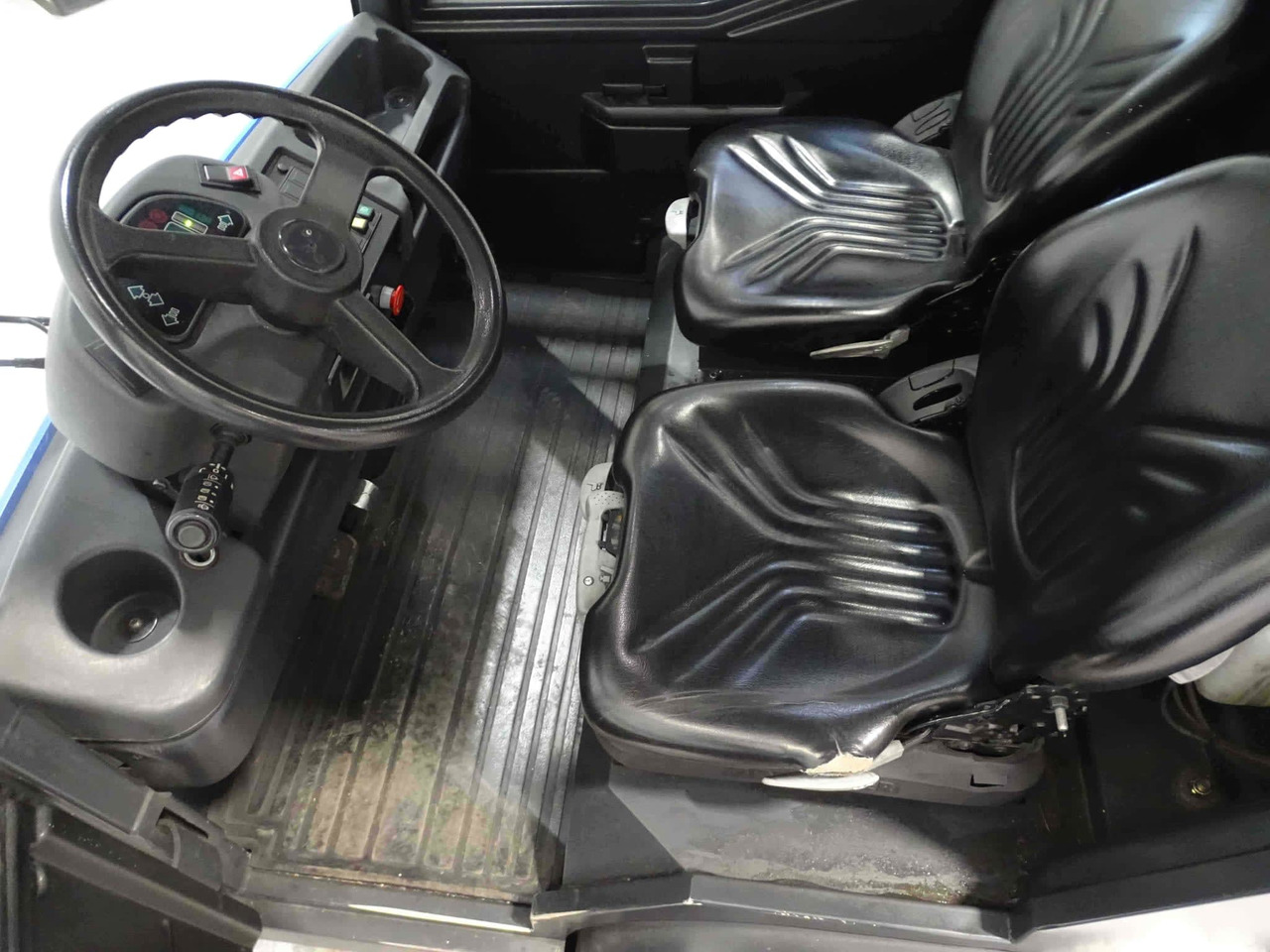 STILL R07-25 - Chariot tracteur: photos 3 STILL R07-25 - Chariot tracteur: photos 3