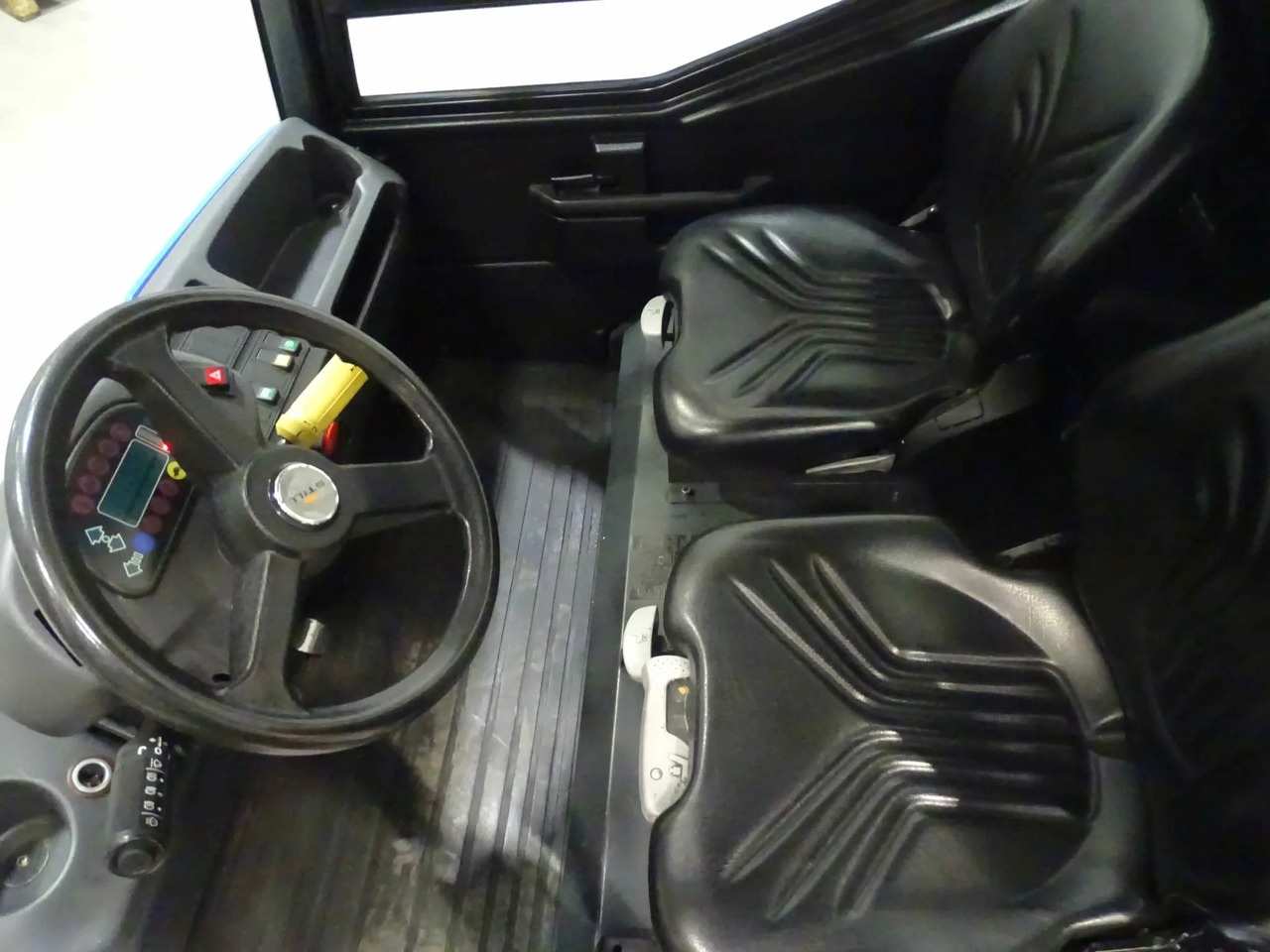 STILL R07-25 - Chariot tracteur: photos 3 STILL R07-25 - Chariot tracteur: photos 3