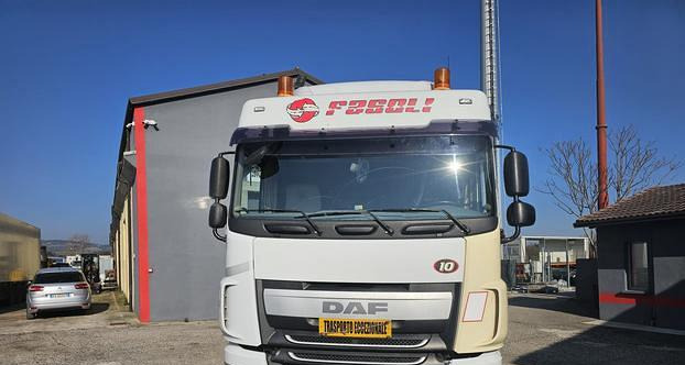 DAF XF-460 EURO 6 impianto idraulico - Tracteur routier: photos 3 DAF XF-460 EURO 6 impianto idraulico - Tracteur routier: photos 3
