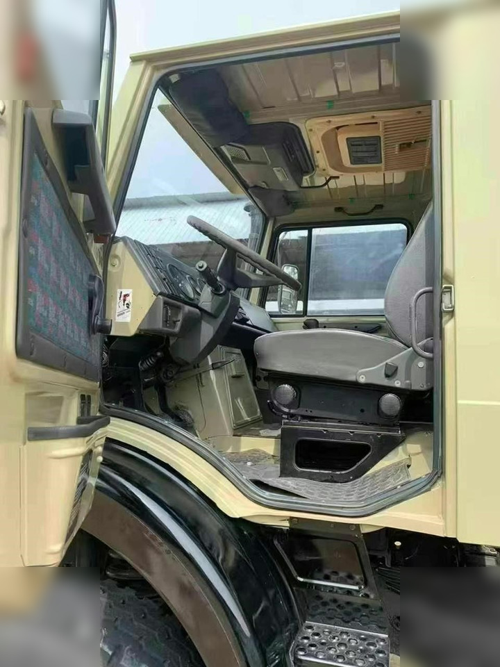 1995 MERCEDES-BENZ UNIMOG 2150 - Châssis cabine: photos 5 1995 MERCEDES-BENZ UNIMOG 2150 - Châssis cabine: photos 5