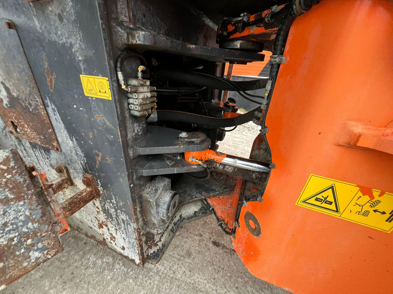 Crédit-bail de Doosan DL 300 4x4 AC / CENTRAL LUBRICATION Doosan DL 300 4x4 AC / CENTRAL LUBRICATION: photos 12