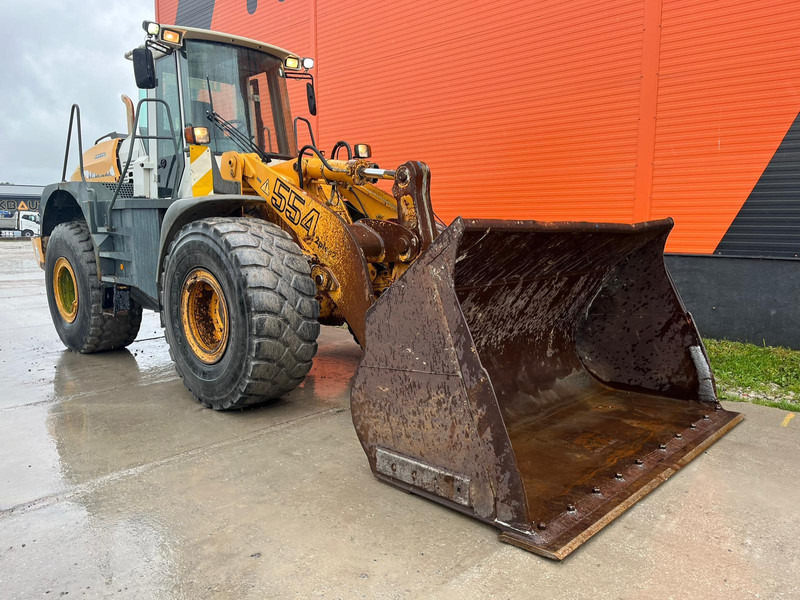 Liebherr L 554 4x4 AC / CENTRL LUBRICATION - Chargeuse sur pneus: photos 4 Liebherr L 554 4x4 AC / CENTRL LUBRICATION - Chargeuse sur pneus: photos 4