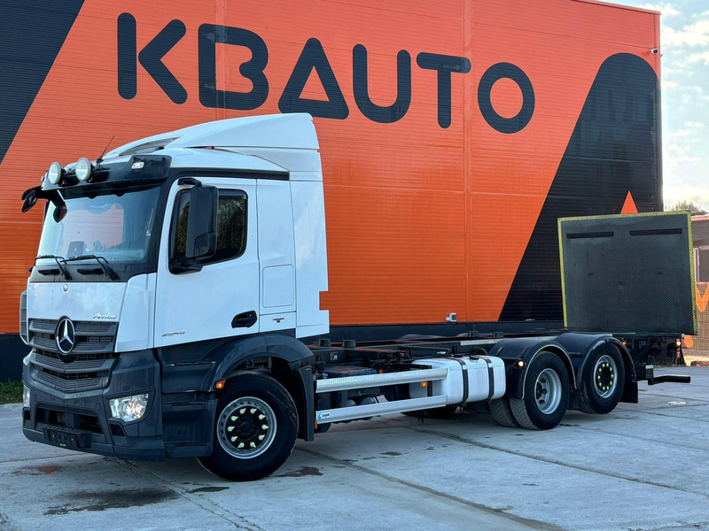 Mercedes-Benz Antos 2545 6x2 RETARDER / CHASSIS L=7812 mm - Camion porte-conteneur/ Caisse mobile: photos 1 Mercedes-Benz Antos 2545 6x2 RETARDER / CHASSIS L=7812 mm - Camion porte-conteneur/ Caisse mobile: photos 1