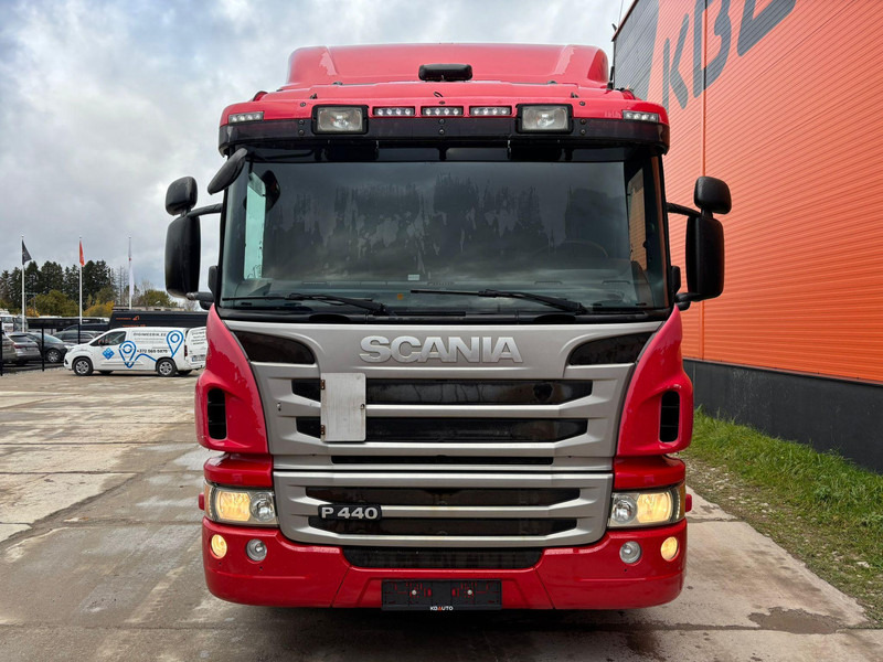 Scania P 440 6x2 FOR SALE AS CHASSIS / RETARDER / CHASSIS L=7741 mm - Châssis cabine: photos 3 Scania P 440 6x2 FOR SALE AS CHASSIS / RETARDER / CHASSIS L=7741 mm - Châssis cabine: photos 3
