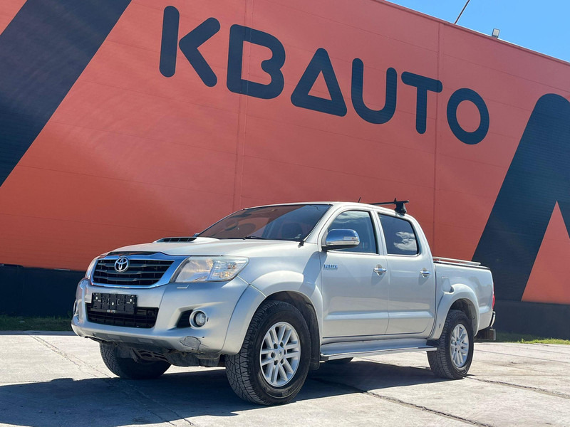 Toyota Hilux 4x4 - Pick-up: photos 1 Toyota Hilux 4x4 - Pick-up: photos 1