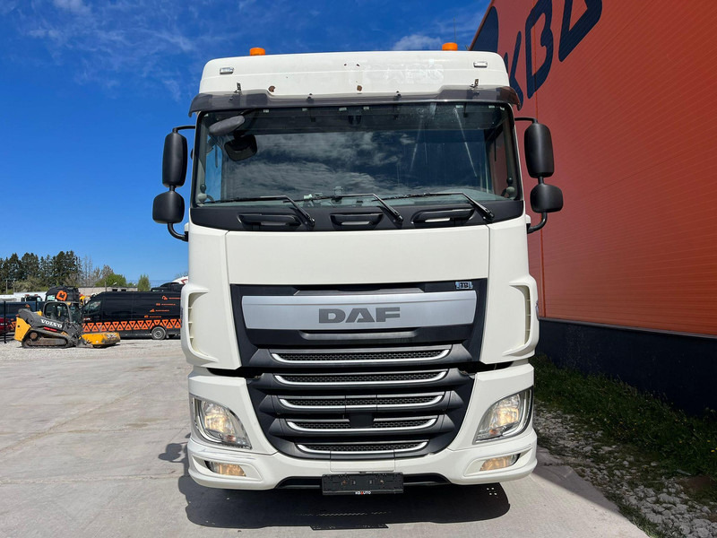 DAF XF 440 FTP 6x2 - Tracteur routier: photos 3 DAF XF 440 FTP 6x2 - Tracteur routier: photos 3
