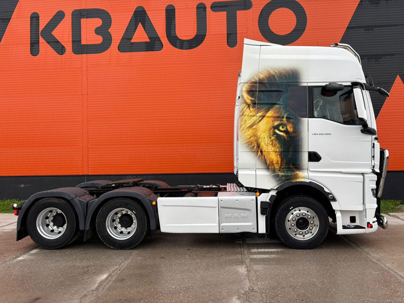 MAN TGX 28.580 6x2 TWIN BED GX CAB / INTARDER / DOUBLE BOGIE - Tracteur routier: photos 5 MAN TGX 28.580 6x2 TWIN BED GX CAB / INTARDER / DOUBLE BOGIE - Tracteur routier: photos 5