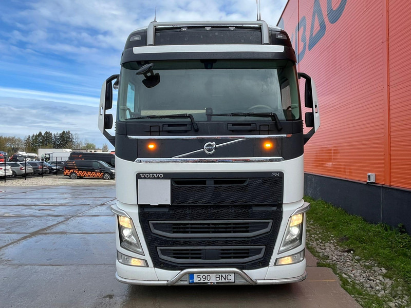 Volvo FH 540 6x2 ADR / GLOBE XL / HYDRAULICS / RETARDER / DOUBLE BOGIE - Tracteur routier: photos 2 Volvo FH 540 6x2 ADR / GLOBE XL / HYDRAULICS / RETARDER / DOUBLE BOGIE - Tracteur routier: photos 2