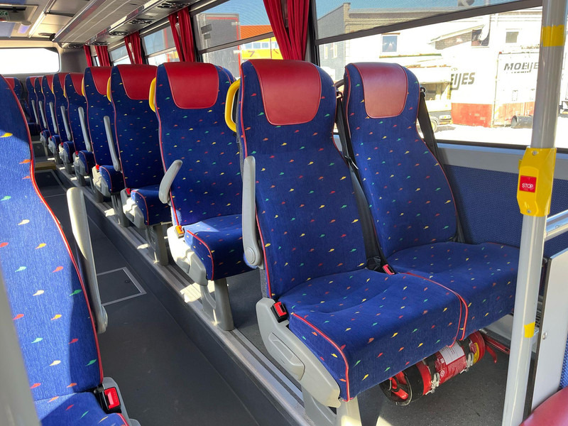 Volvo B8R 8900 LE 6x2*4 44 SEATS + 53 STANDING / AC / AUXILIARY HEATER / FOGMAKER - Bus interurbain: photos 2 Volvo B8R 8900 LE 6x2*4 44 SEATS + 53 STANDING / AC / AUXILIARY HEATER / FOGMAKER - Bus interurbain: photos 2