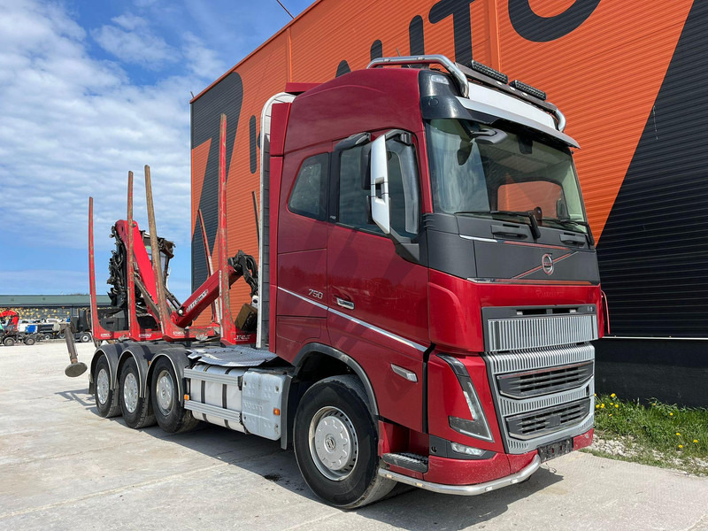 Volvo FH 16 750 8x4/4 DAMAGED ! - Camion grumier, Camion grue: photos 4 Volvo FH 16 750 8x4/4 DAMAGED ! - Camion grumier, Camion grue: photos 4