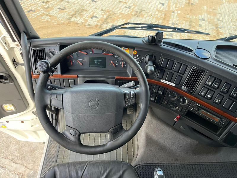 Camion fourgon Volvo FH 400 6x2 BOX L=7400: photos 15