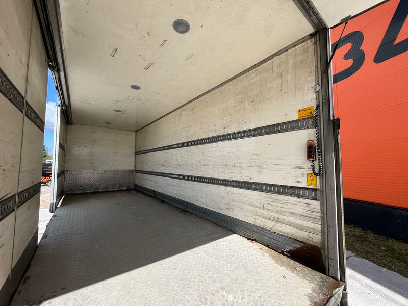 Camion fourgon Volvo FH 400 6x2 BOX L=7400: photos 11