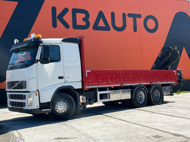 Volvo FH 440 6x2 HIAAB 144E-3 / PLATFORM L=7061 mm - Camion plateau, Camion grue: photos 2 Volvo FH 440 6x2 HIAAB 144E-3 / PLATFORM L=7061 mm - Camion plateau, Camion grue: photos 2