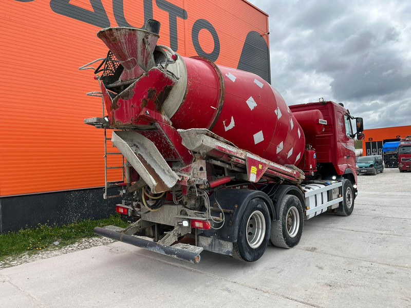 Volvo FH 500 6x2 LIEBHERR 7 m3 / CHUTE 9 m / RETARDER / BIG AXLE - Camion malaxeur: photos 4 Volvo FH 500 6x2 LIEBHERR 7 m3 / CHUTE 9 m / RETARDER / BIG AXLE - Camion malaxeur: photos 4