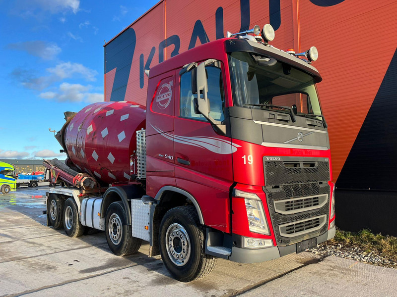 Volvo FH 540 8x2*6 RETARDER / 9 m3 / CHUTE 9 m - Camion malaxeur: photos 3 Volvo FH 540 8x2*6 RETARDER / 9 m3 / CHUTE 9 m - Camion malaxeur: photos 3