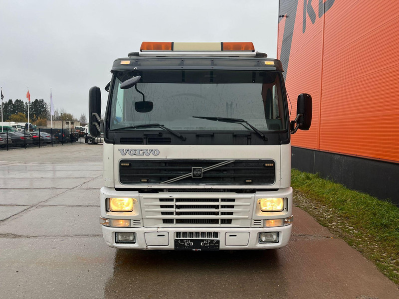 Volvo FM 12 380 6x2*4 PM 30SP YEAR 2006 / PLATFORM L=6600 mm - Camion plateau, Camion grue: photos 2 Volvo FM 12 380 6x2*4 PM 30SP YEAR 2006 / PLATFORM L=6600 mm - Camion plateau, Camion grue: photos 2