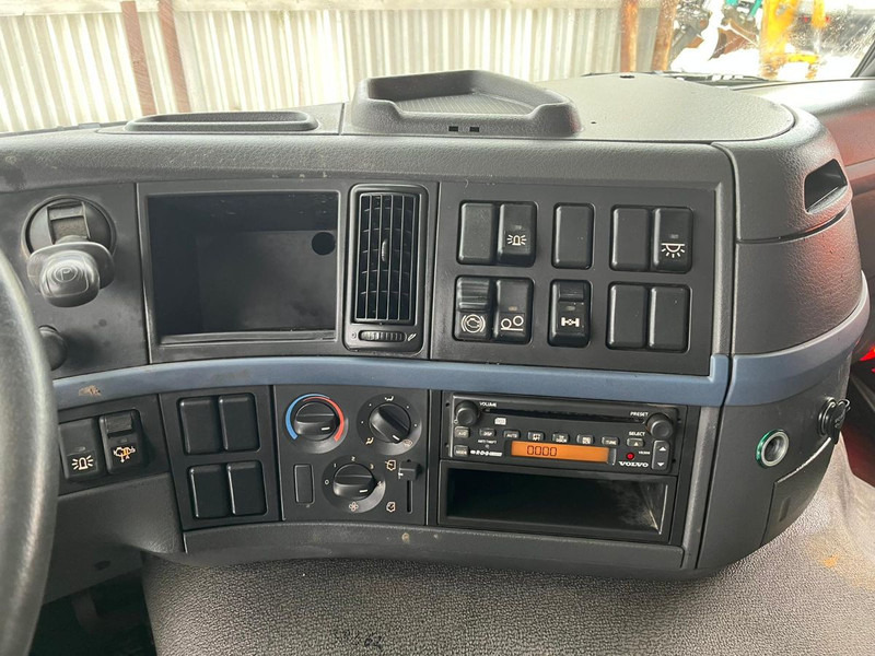 Crédit-bail de Volvo FM 340 6x2 ORIGINAL MILEAGE ! Volvo FM 340 6x2 ORIGINAL MILEAGE !: photos 16 Crédit-bail de Volvo FM 340 6x2 ORIGINAL MILEAGE ! Volvo FM 340 6x2 ORIGINAL MILEAGE !: photos 16