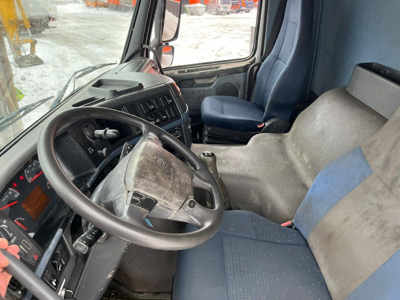 Photo d'intérieur 2: Crédit-bail de Volvo FM 340 6x2 ORIGINAL MILEAGE ! Volvo FM 340 6x2 ORIGINAL MILEAGE ! Photo d'intérieur 2: Crédit-bail de Volvo FM 340 6x2 ORIGINAL MILEAGE ! Volvo FM 340 6x2 ORIGINAL MILEAGE !