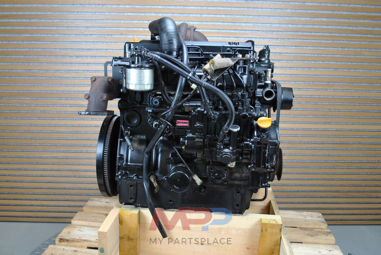 Moteur pour Moissonneuse-batteuse YANMAR 4TNE100 /  4TNE100-T: photos 20
