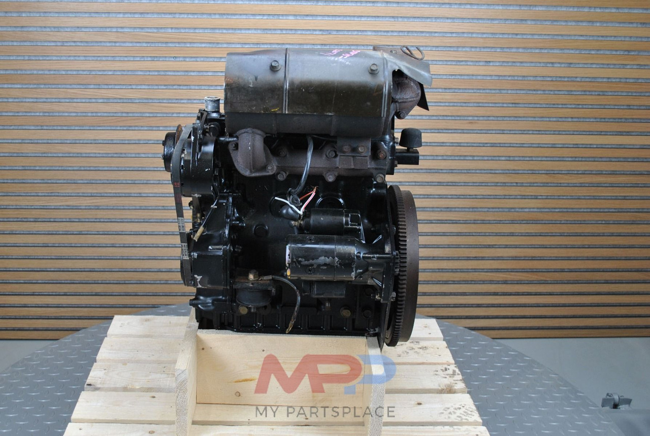 Yanmar Yanmar 3TN75 - Moteur pour Camion: photos 2 Yanmar Yanmar 3TN75 - Moteur pour Camion: photos 2