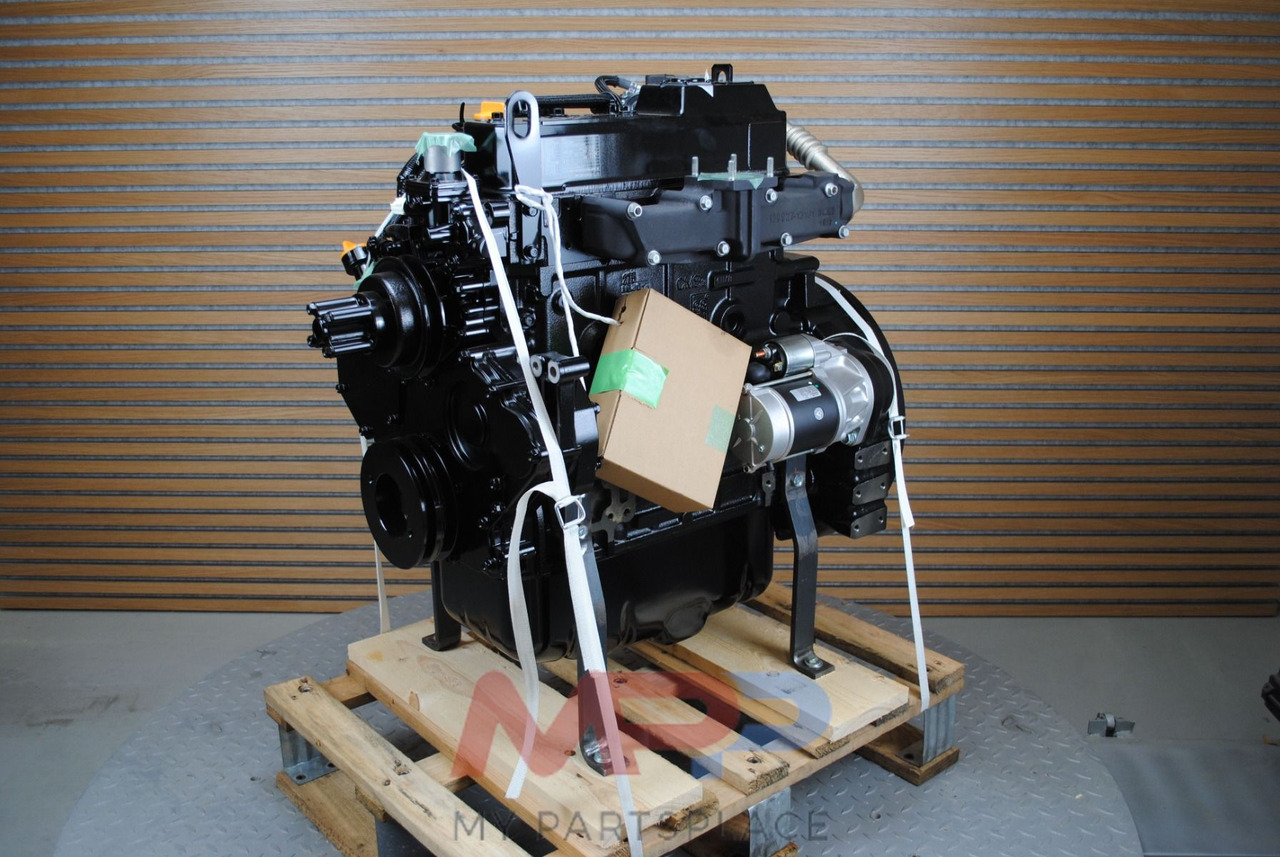 Yanmar Yanmar 4TNV98 - NEW - Moteur: photos 1 Yanmar Yanmar 4TNV98 - NEW - Moteur: photos 1