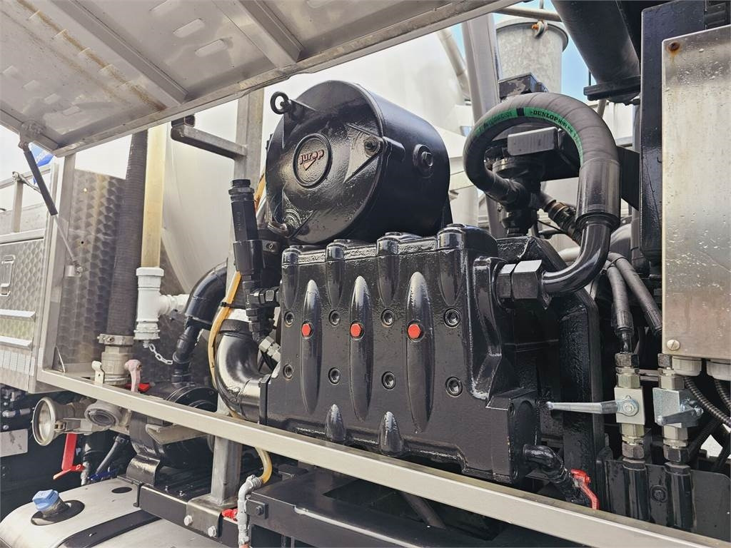 Camion hydrocureur MAN JUROP VJC9 / 5 2010 WUKO for collecting liquid was: photos 25 Camion hydrocureur MAN JUROP VJC9 / 5 2010 WUKO for collecting liquid was: photos 25