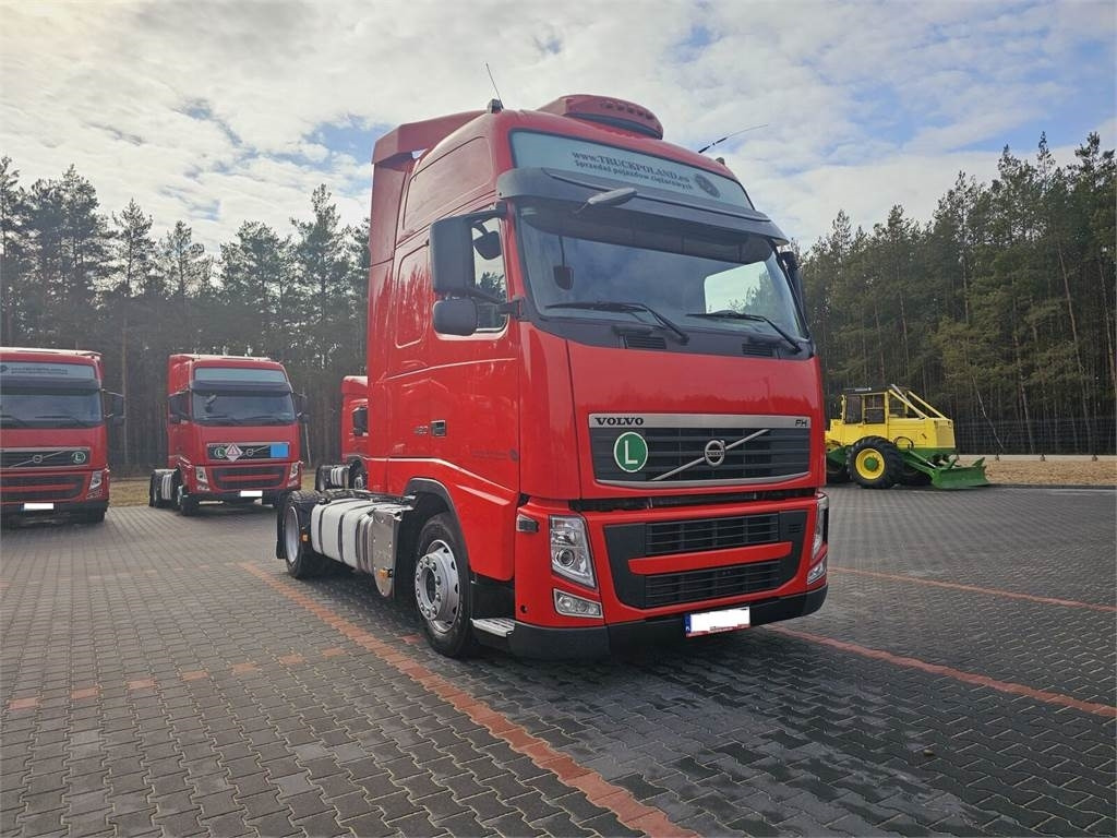 Volvo FH13 XXL EURO 5 2011 + KRONE MEGA RAISE - Tracteur routier: photos 3 Volvo FH13 XXL EURO 5 2011 + KRONE MEGA RAISE - Tracteur routier: photos 3