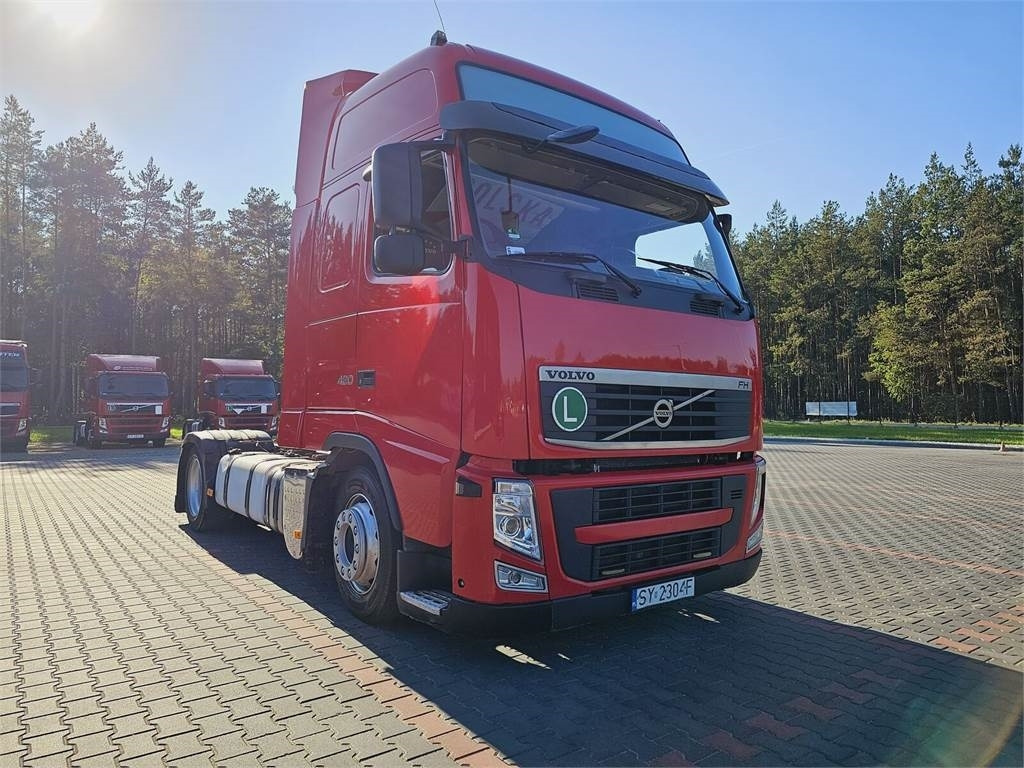 Volvo FH13 XXL MANUAL 420 EURO 5 2011 r MEGA LOW DECK - Tracteur routier: photos 1 Volvo FH13 XXL MANUAL 420 EURO 5 2011 r MEGA LOW DECK - Tracteur routier: photos 1