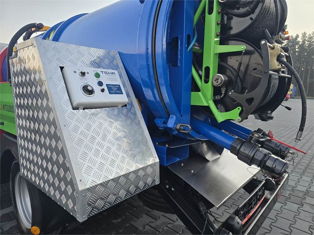 Véhicule de voirie/ Spécial Mitsubishi ROM KOKS SMART COMBI WUKO HOT WATER FOR CLEANING S: photos 14 Véhicule de voirie/ Spécial Mitsubishi ROM KOKS SMART COMBI WUKO HOT WATER FOR CLEANING S: photos 14