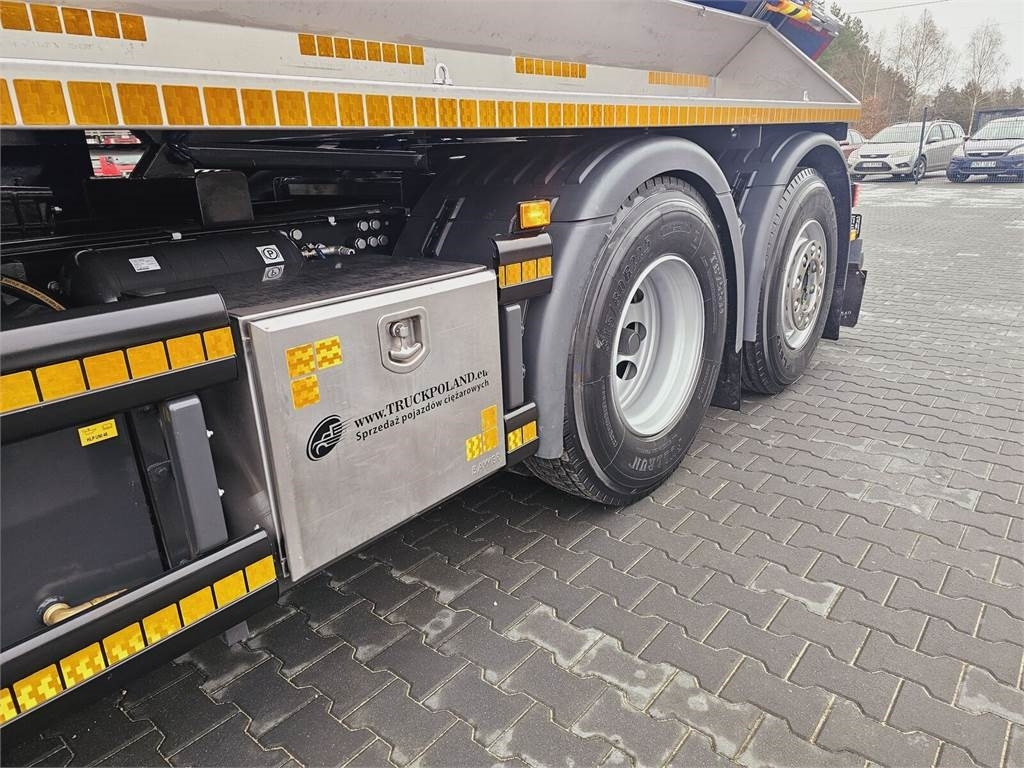 Scania Amphitec VORTEX ATEX EURO 6 vacuum suction loader - Véhicule de voirie/ Spécial: photos 3 Scania Amphitec VORTEX ATEX EURO 6 vacuum suction loader - Véhicule de voirie/ Spécial: photos 3