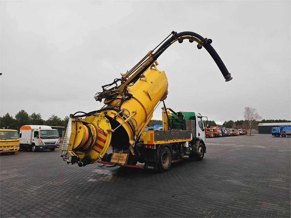 Volvo FULLER TANKERS 2008 WUKO for collecting liquid was - Camion hydrocureur: photos 1 Volvo FULLER TANKERS 2008 WUKO for collecting liquid was - Camion hydrocureur: photos 1