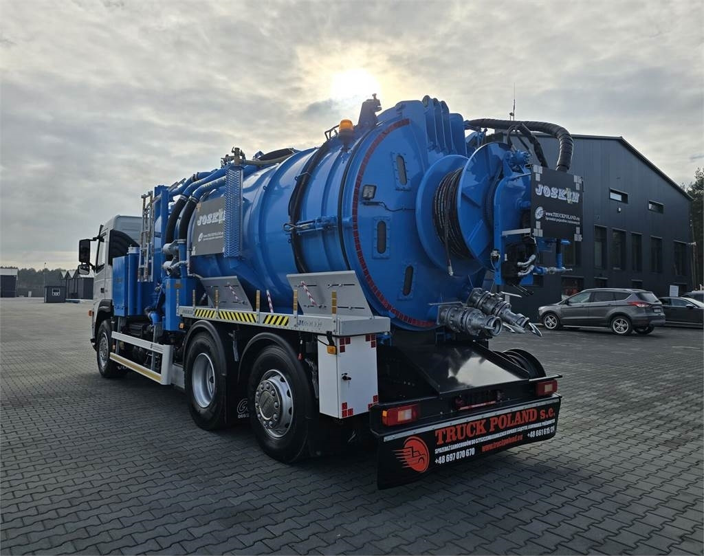 Volvo JOSKIN WUKO FOR CLEANING COMBI - Camion hydrocureur: photos 5 Volvo JOSKIN WUKO FOR CLEANING COMBI - Camion hydrocureur: photos 5