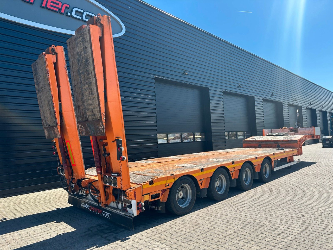 Faymonville Multimax 4 achs tieflader / Hydr. verbretiterung Faymonville Multimax 4 achs tieflader / Hydr. verbretiterung - Semi-remorque surbaissé: photos 2 Faymonville Multimax 4 achs tieflader / Hydr. verbretiterung Faymonville Multimax 4 achs tieflader / Hydr. verbretiterung - Semi-remorque surbaissé: photos 2