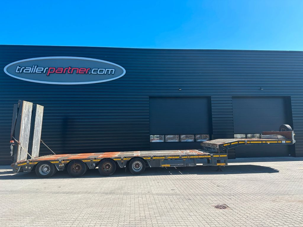 Faymonville Multimax 4 achs tieflader / ausziehbar Faymonville Multimax 4 achs tieflader / ausziehbar - Semi-remorque surbaissé: photos 1 Faymonville Multimax 4 achs tieflader / ausziehbar Faymonville Multimax 4 achs tieflader / ausziehbar - Semi-remorque surbaissé: photos 1