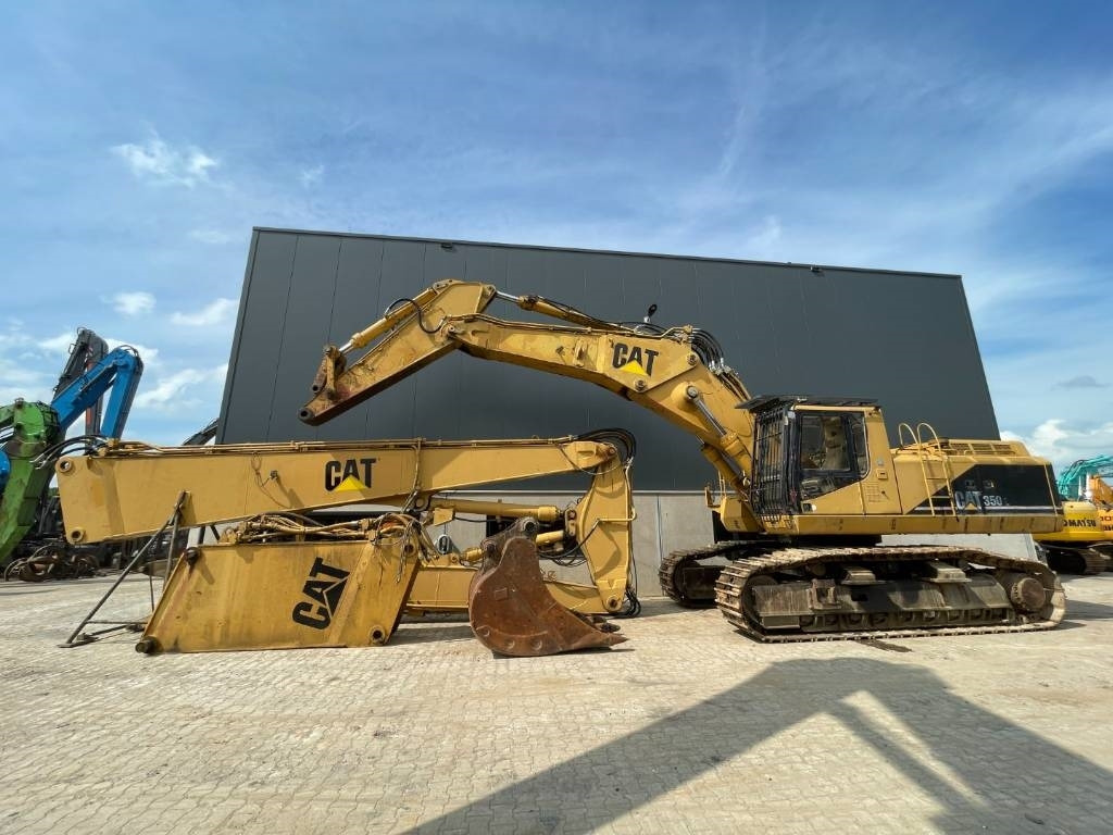 CAT 350L UHD -- 31.5 mtr -- Demolition - Pelle de démolition: photos 1 CAT 350L UHD -- 31.5 mtr -- Demolition - Pelle de démolition: photos 1