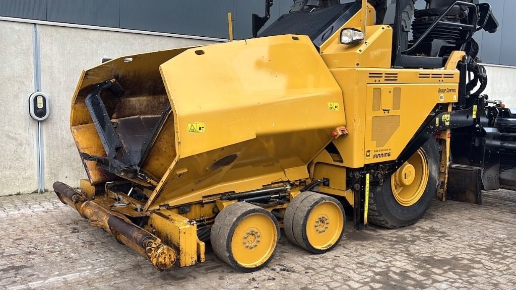 CAT AP 500 F - AP500 Asphalt Paver - Finisseur: photos 4 CAT AP 500 F - AP500 Asphalt Paver - Finisseur: photos 4