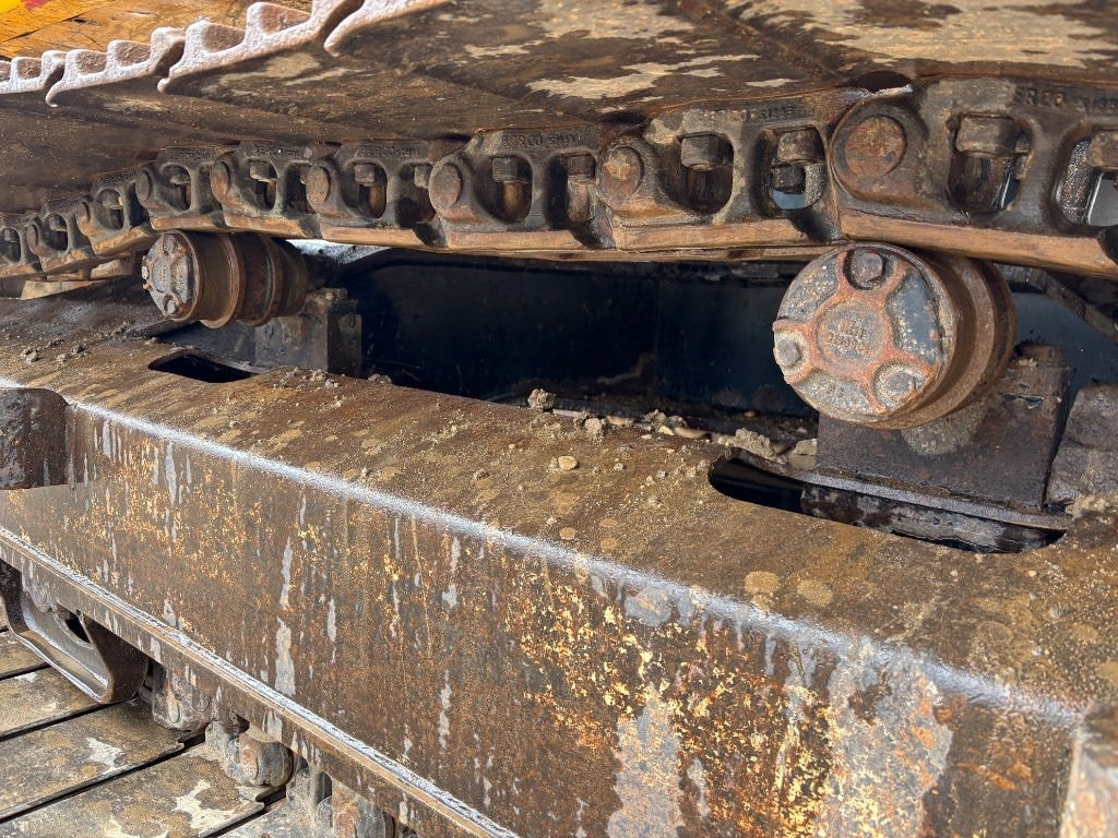 Pelle sur chenille JCB 220 XL 4F -- 220X lc -- 220 X LC: photos 35