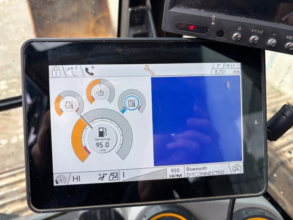 Pelle sur chenille JCB 220 XL 4F -- 220X lc -- 220 X LC: photos 17