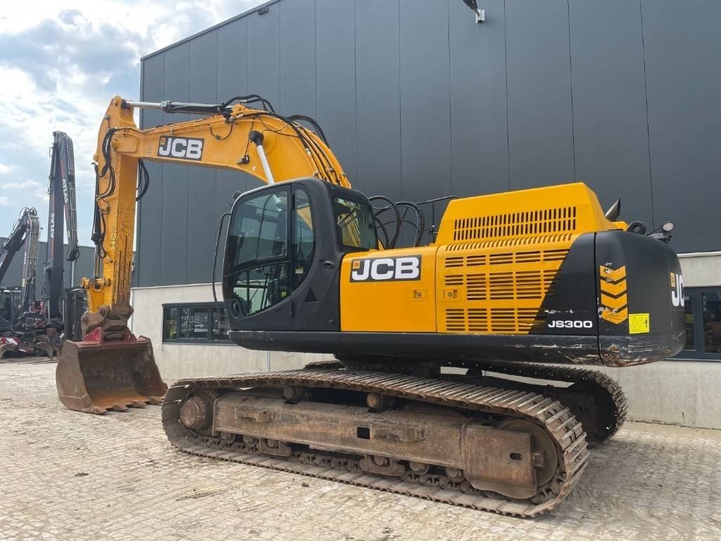 JCB JS300LC -- JS 300 LC - Pelle sur chenille: photos 3 JCB JS300LC -- JS 300 LC - Pelle sur chenille: photos 3