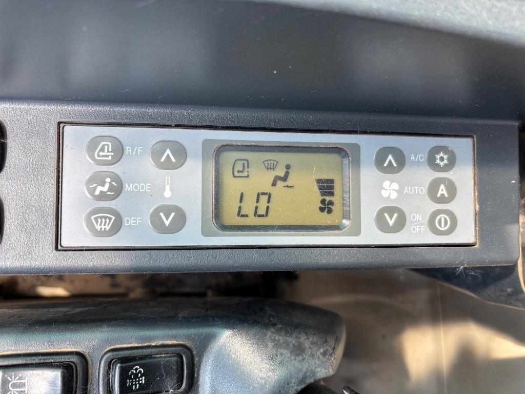 Pelle sur chenille Kobelco SK 210 LC-9 - SK210 - SK 210: photos 17 Pelle sur chenille Kobelco SK 210 LC-9 - SK210 - SK 210: photos 17