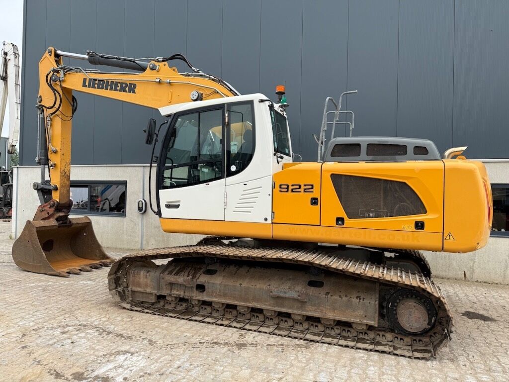 Liebherr R 922 LC - R922LC - R 922 - Pelle sur chenille: photos 2 Liebherr R 922 LC - R922LC - R 922 - Pelle sur chenille: photos 2