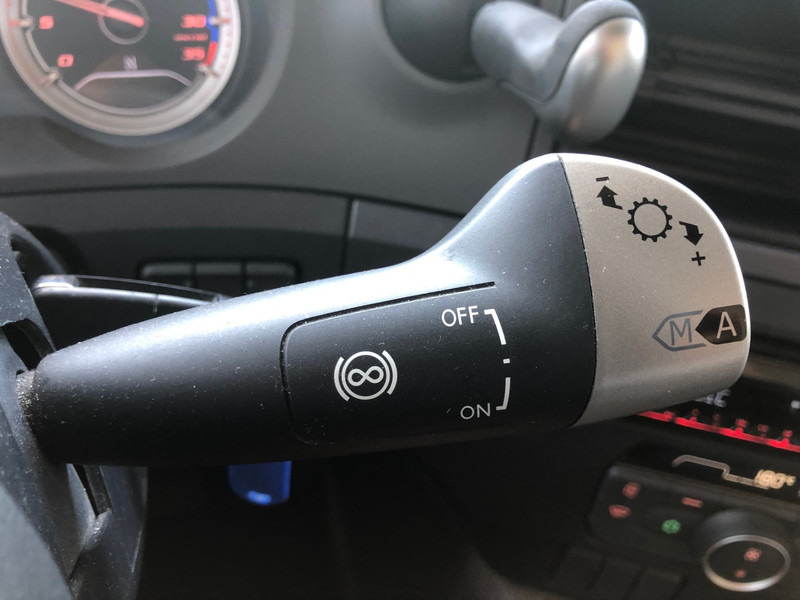 DAF CF 260 FA / Carrier Koeler / Chereau Frigo Box / Laadklep / APK TUV 09-26 - Camion frigorifique: photos 5 DAF CF 260 FA / Carrier Koeler / Chereau Frigo Box / Laadklep / APK TUV 09-26 - Camion frigorifique: photos 5