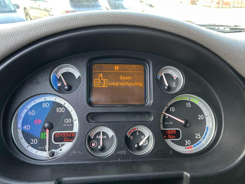 DAF CF 75 310 Euro 5 / Curtainside Box / Loadlift / Trailer Coupling - Camion à rideaux coulissants: photos 4 DAF CF 75 310 Euro 5 / Curtainside Box / Loadlift / Trailer Coupling - Camion à rideaux coulissants: photos 4