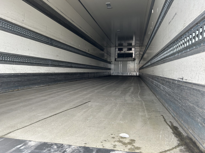 H.T.F HZO 39 / Heiwo / Carrier Vector 1800 -> Defect / Iso Box / Loadlift 2500 kg - Semi-remorque frigorifique: photos 3 H.T.F HZO 39 / Heiwo / Carrier Vector 1800 -> Defect / Iso Box / Loadlift 2500 kg - Semi-remorque frigorifique: photos 3