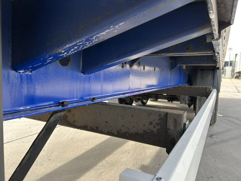 Krone DryLiner / Box / Huckepack / BPW Drum / APK TUV 12-25 - Semi-remorque fourgon: photos 5 Krone DryLiner / Box / Huckepack / BPW Drum / APK TUV 12-25 - Semi-remorque fourgon: photos 5