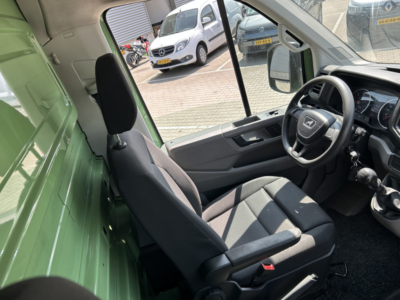 MAN TGE 3.180 2.0 Euro 6 / Box / 420 dkm / Loadlift / Cruise / NL Van - Fourgon grand volume: photos 3 MAN TGE 3.180 2.0 Euro 6 / Box / 420 dkm / Loadlift / Cruise / NL Van - Fourgon grand volume: photos 3