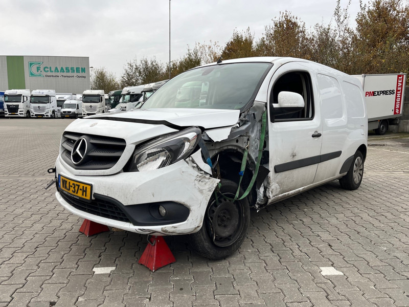 Mercedes-Benz Citan 109 CDI / Extra Lang / UNFALL / DAMAGE - Fourgonnette: photos 3 Mercedes-Benz Citan 109 CDI / Extra Lang / UNFALL / DAMAGE - Fourgonnette: photos 3